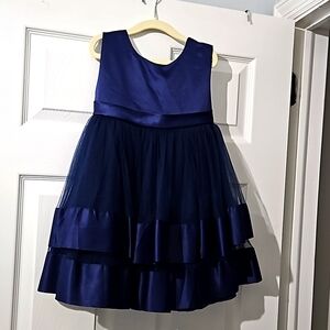 Size 110 (4/5) formal navy blue dress with removable petticoat ring